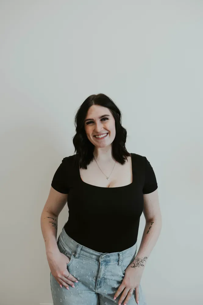 Lizzie, Stylist at Salon Elite